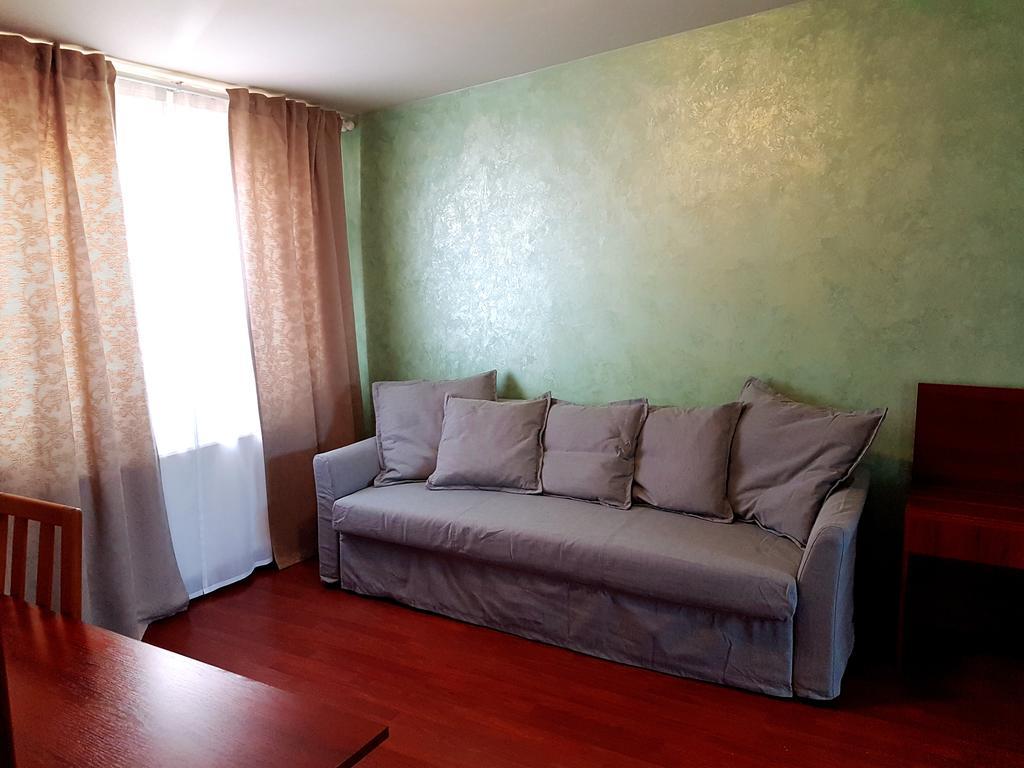 בוקרשט Hotel Mic מראה חיצוני תמונה