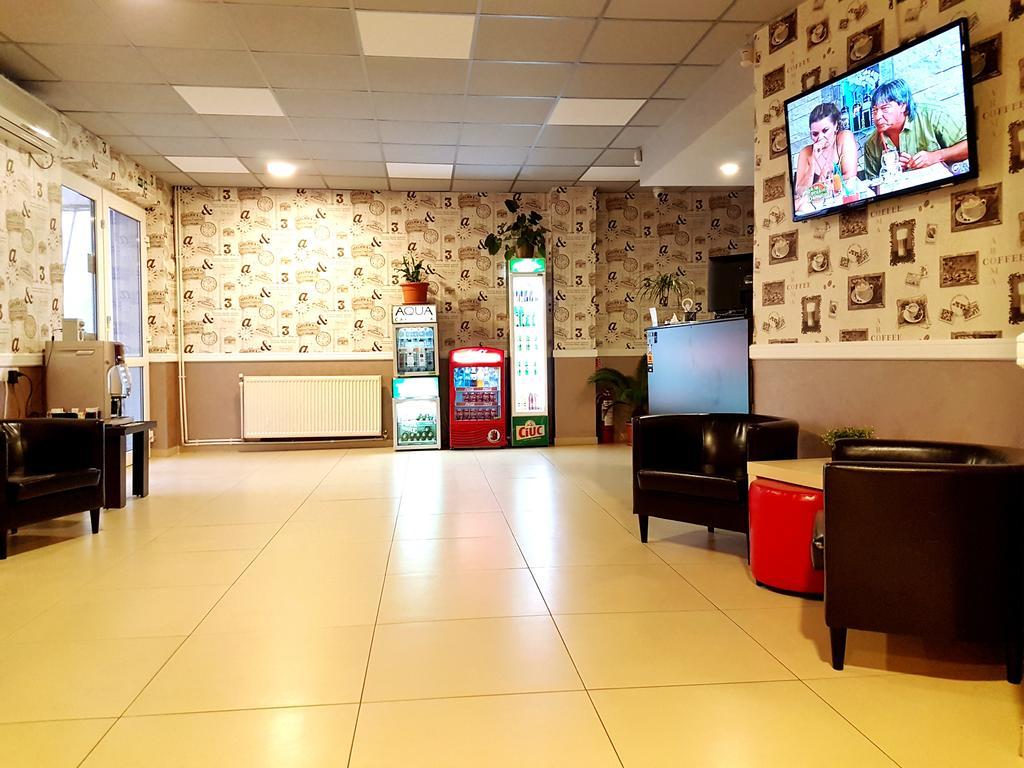 בוקרשט Hotel Mic מראה חיצוני תמונה